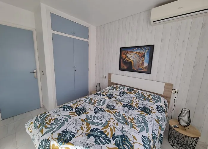 Apartman Lovely One Bedroom With Balcony